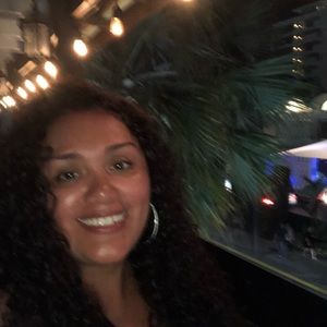 Meet your Posher, Antonela